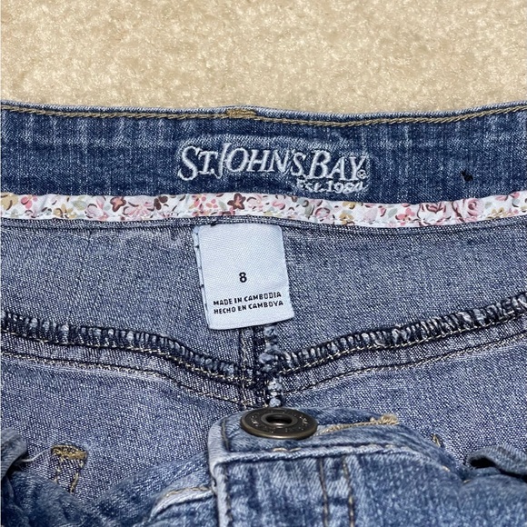 Blue Jean Shorts - Size: 8 - St John Bay - Picture 3 of 6